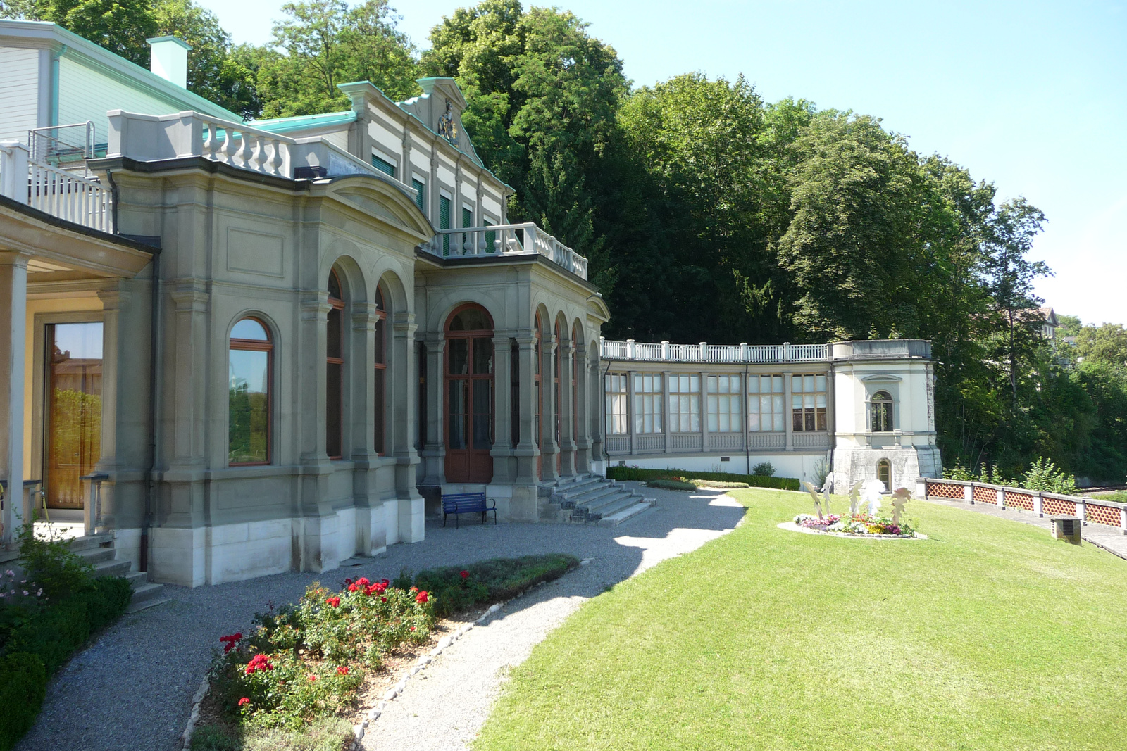 Neuhausen am Rheinfall, Villa Charlottenfels mit Moser Familienmuseum