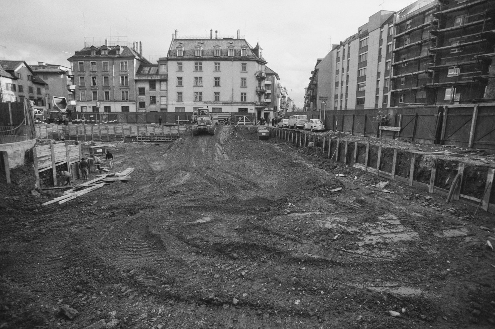 Zürich-Aussersihl, Baugrube Hohlstrasse 32, 30, Brauerstrasse 27