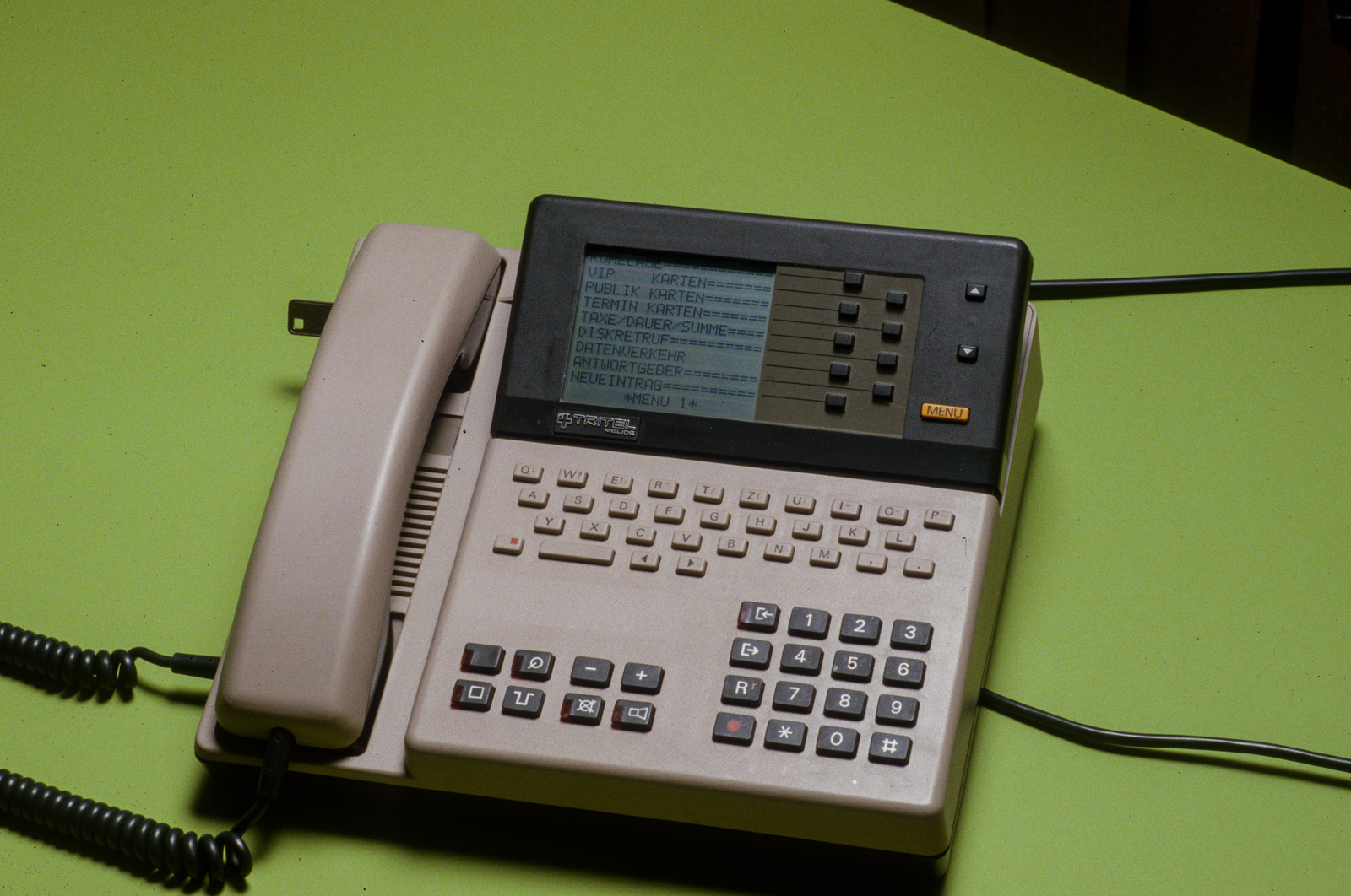 PTT-Telefonapparat Tritel, Modell Melide mit integriertem Telefonnummernregister