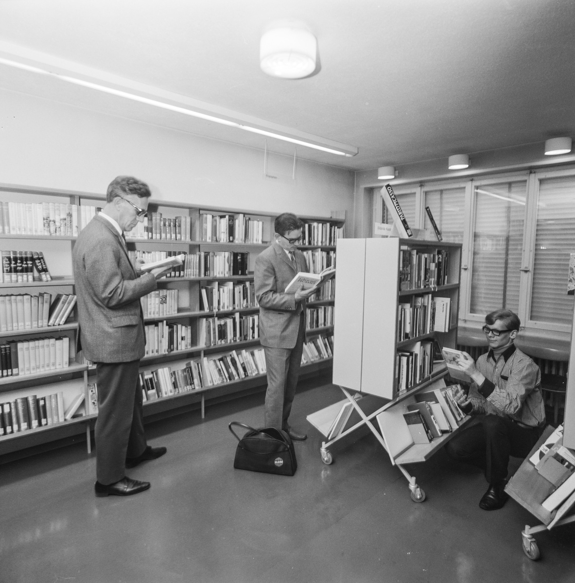 Zürich, Pestalozzi-Bibliothek Affoltern, Wehntalerstrasse 414