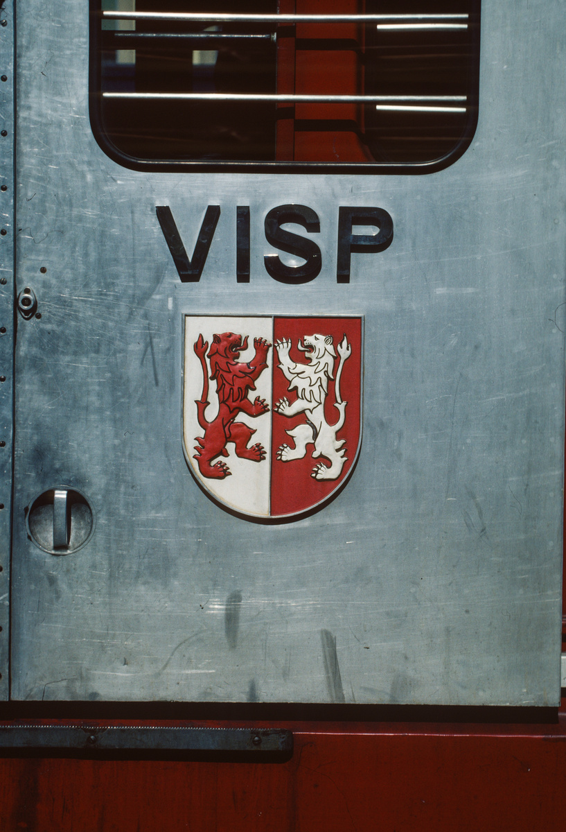 BVZ-Triebwagen ABDeh 8/8 2042 