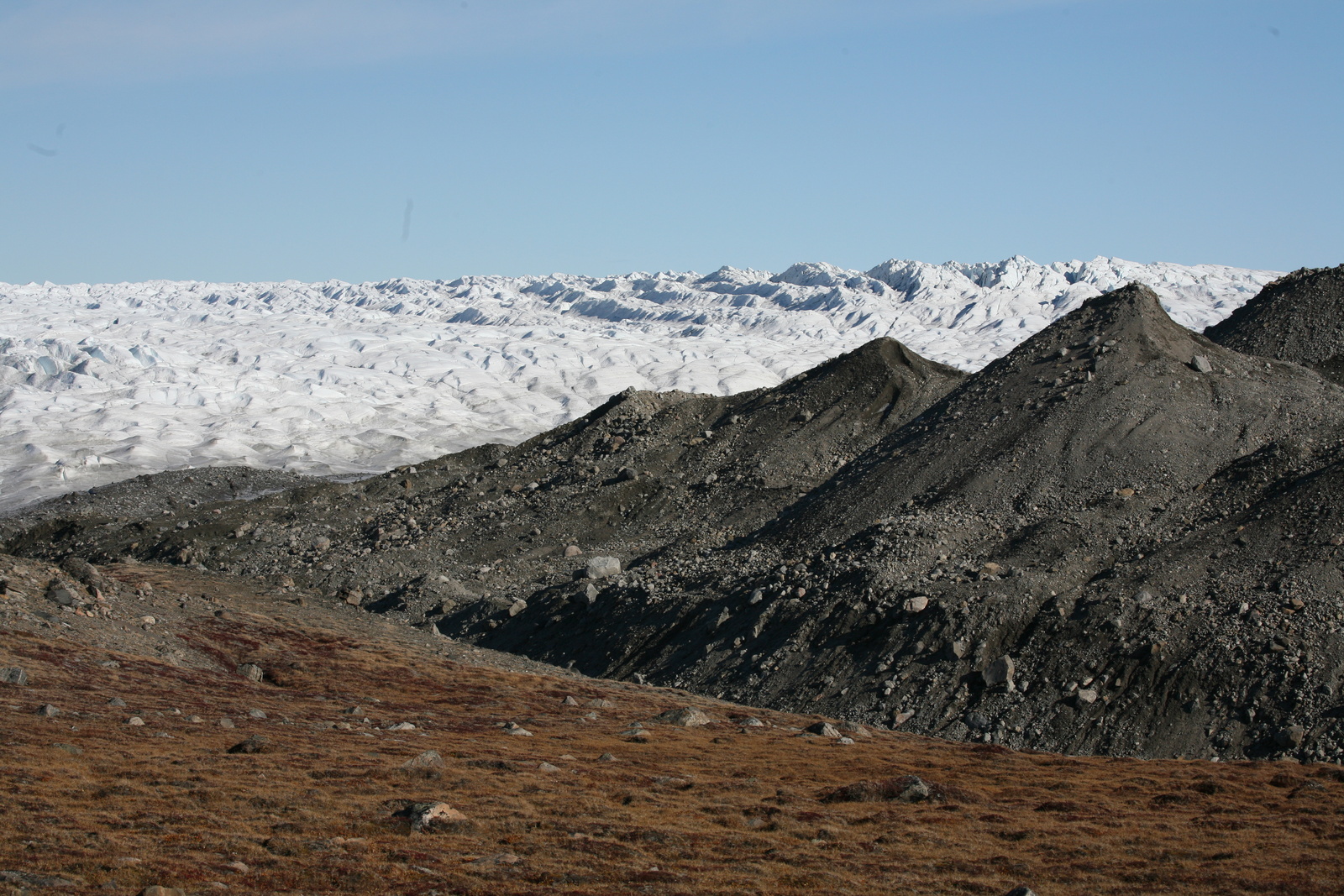 Kangerlussuaq, Hügelchen aus Moränenmaterial