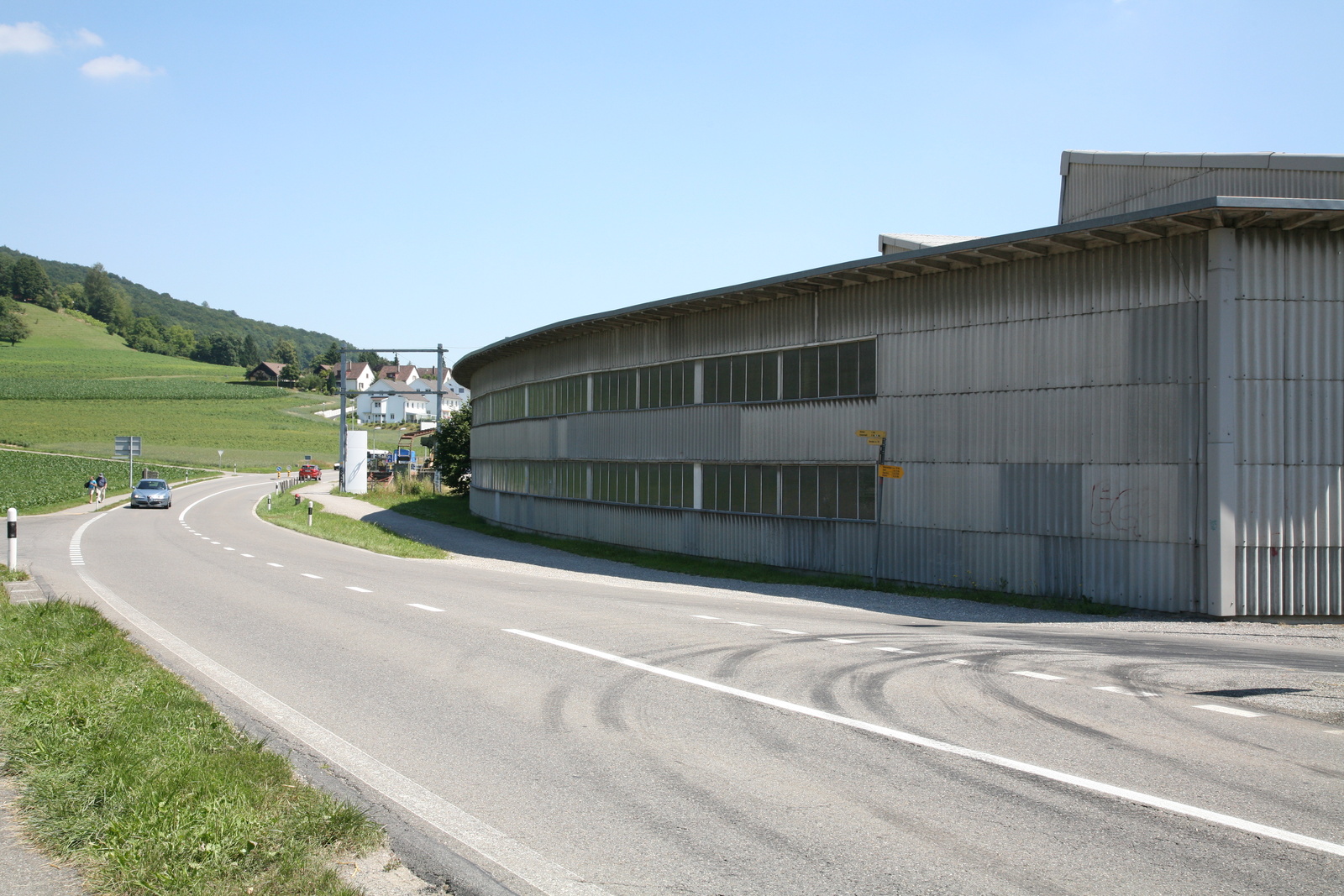 Niederweningen, Murzlenstrasse, Bucher Industries AG