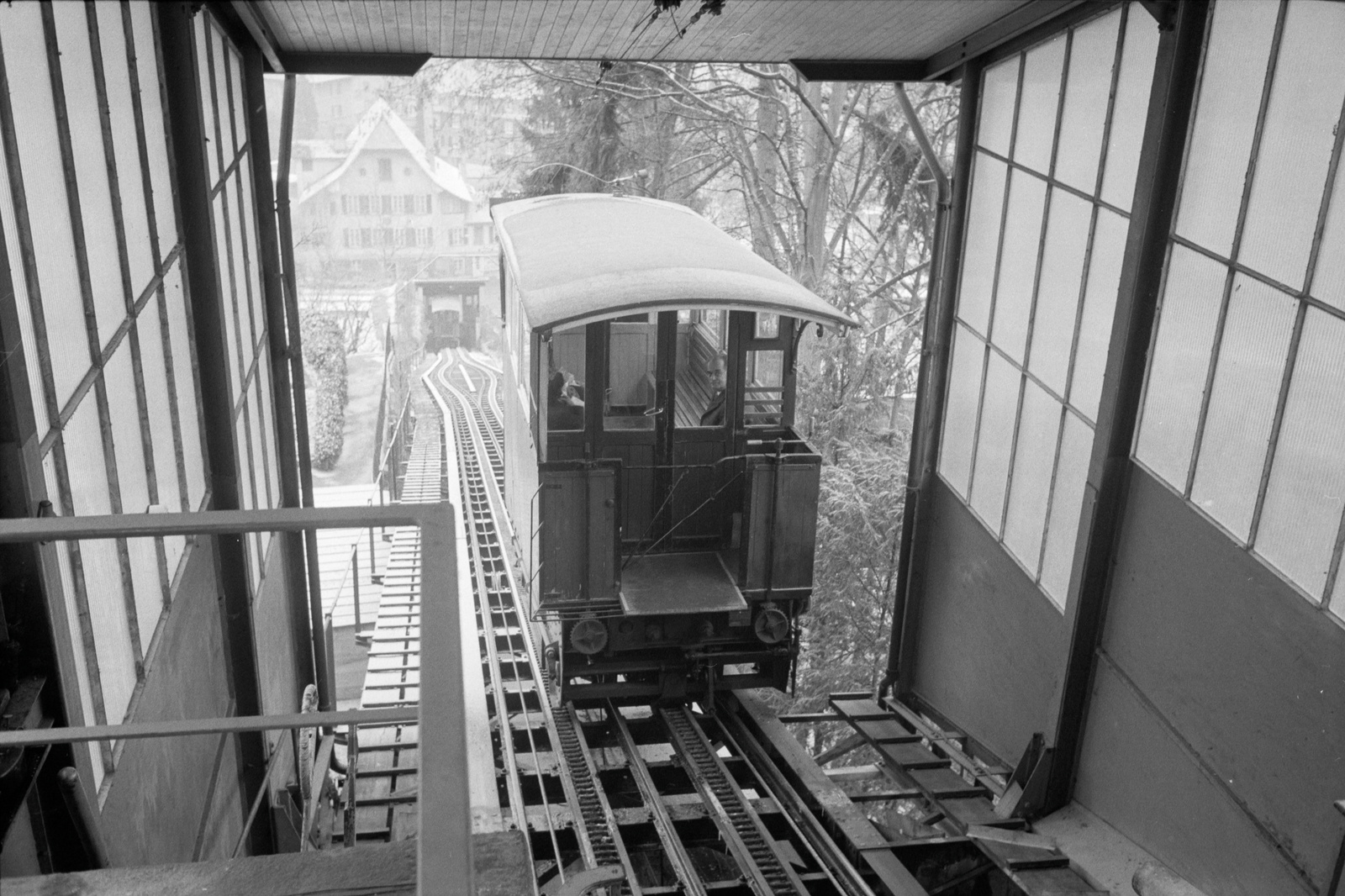 Bern, Drahtseilbahn Marzili