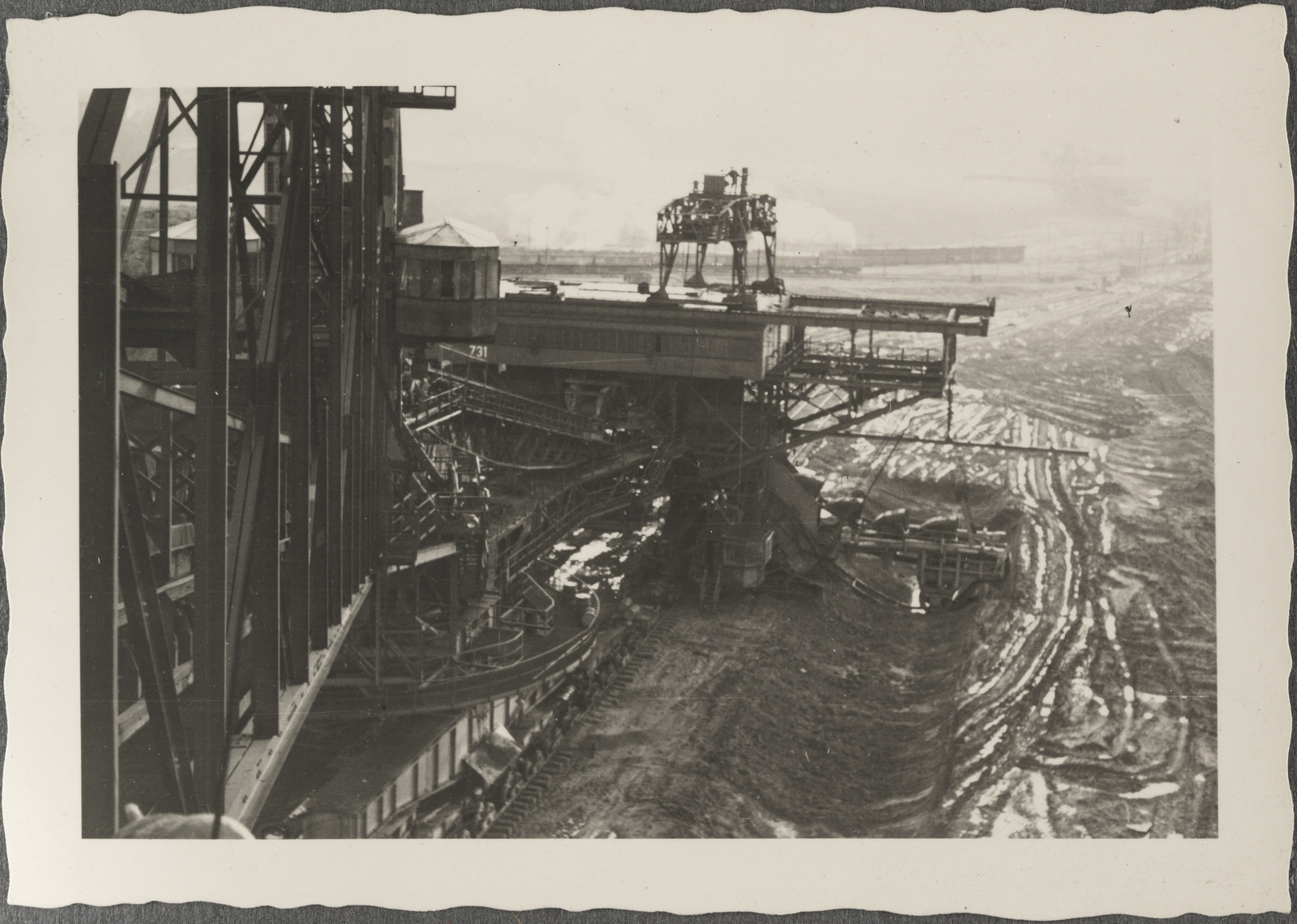 BRD, Bergheim, Grube Fortuna, Absetzer 731, Blick vom Ausleger zur Materialaufnahme