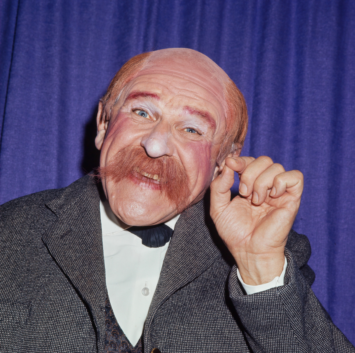 Alfred Rasser, Schweizer Kabarettist