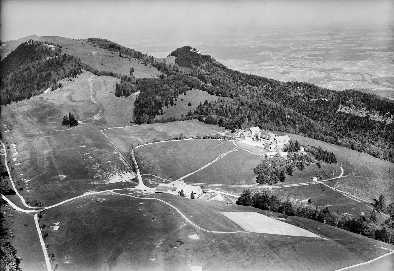 Weissenstein, Hotel Kurhaus Weissenstein, Blick nach Osten (E)