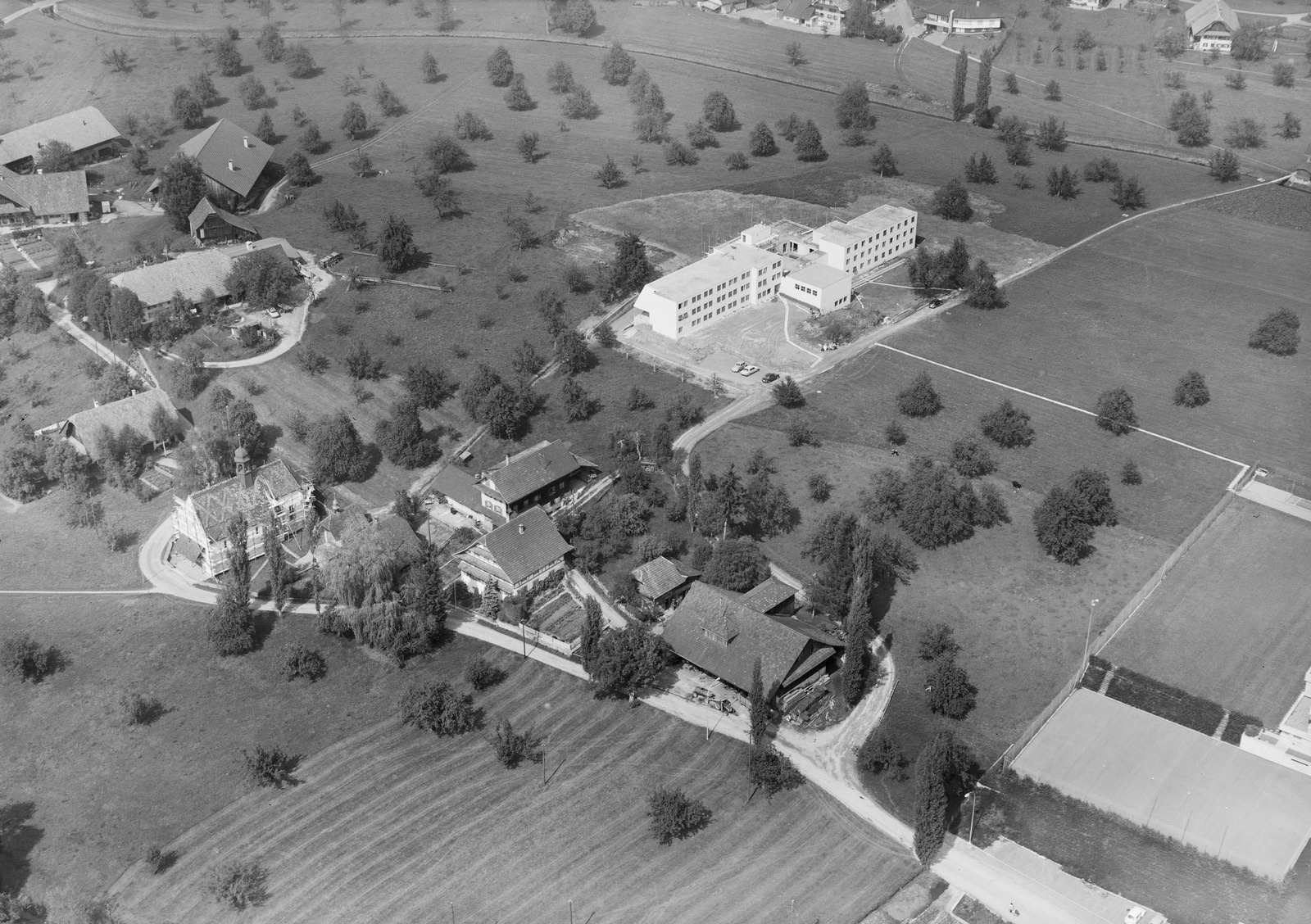 Ettiswil, Benediktinerinnenkloster Sonnbühl mit Alters- und Pflegeheim