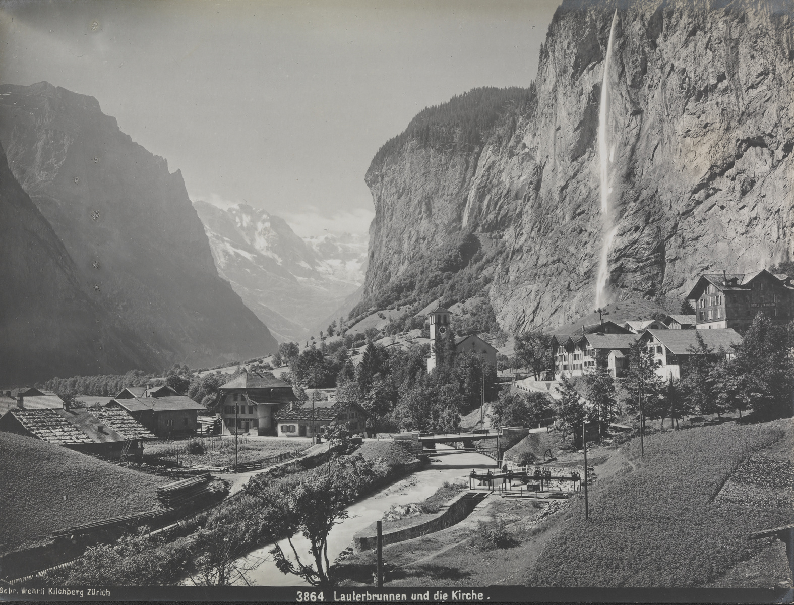 Lauterbrunnen und die Kirche