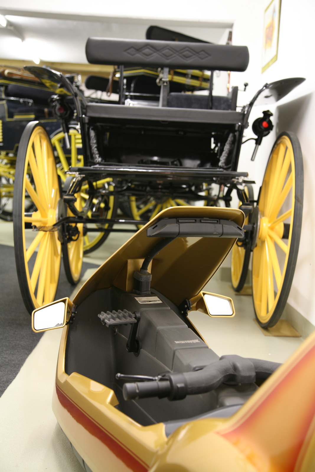 Bäretswil, Im Tisenwaldsberg 2, Fahrzeug-Museum der Fam. Junod