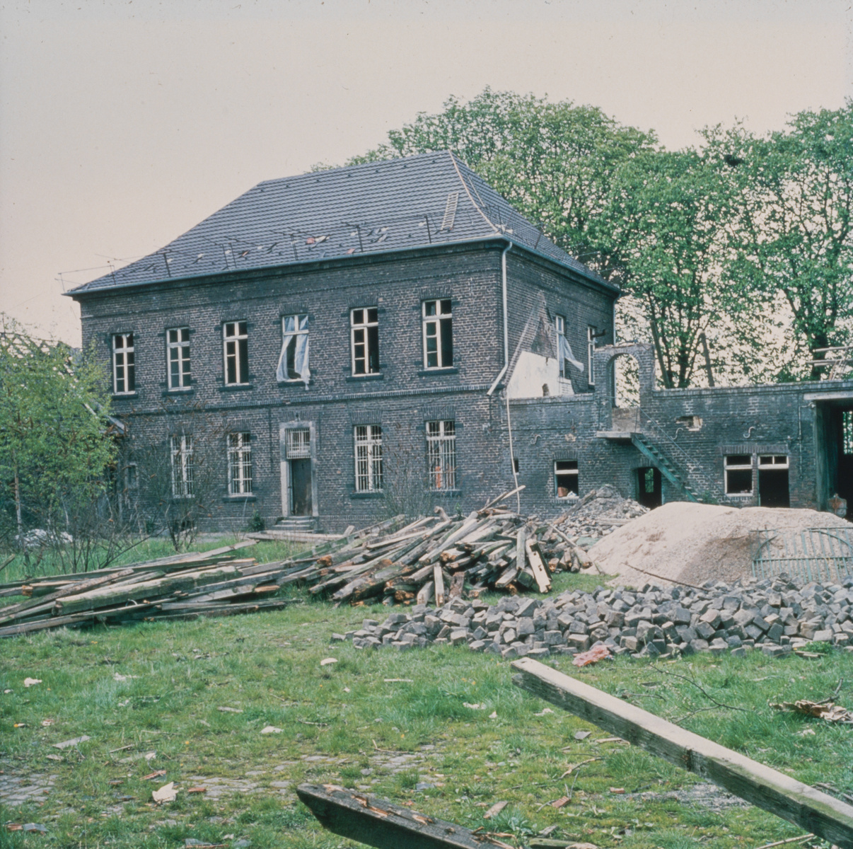 Köln, Widdersdorf, Schulstrasse, Mertenshof