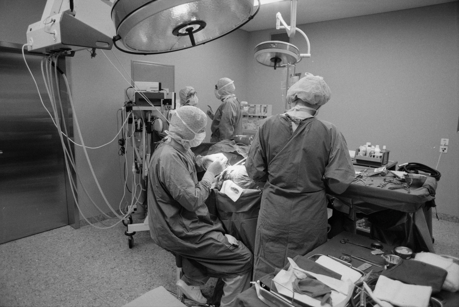 Zürich, Ami Klinik, Schädeloperation, Doktor Spoery