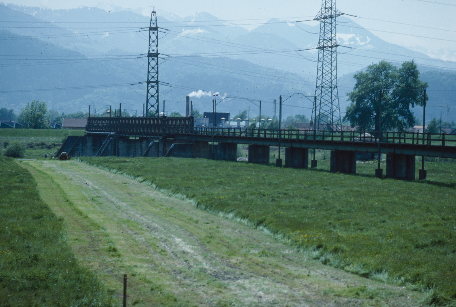 Zwischen Kriessern und Mäder, IRR Dienstbahnbrücke über das Alpenrhein