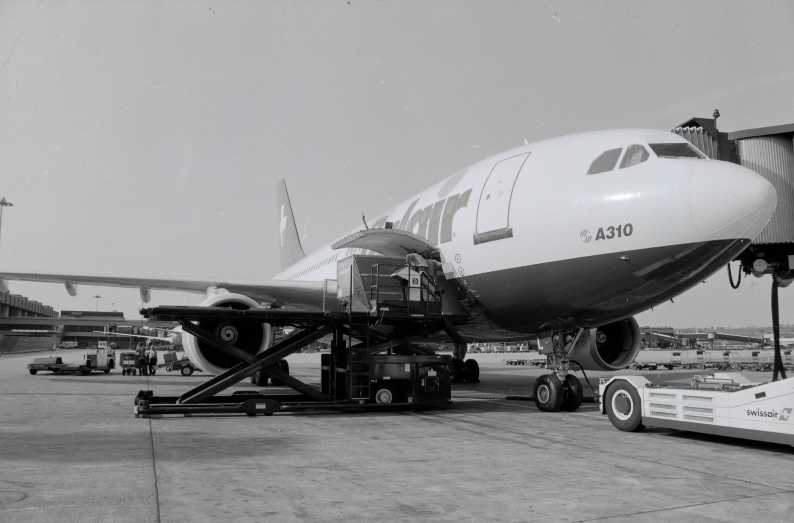 Airbus A310, HB-IPL der Balair in Zürich-Kloten