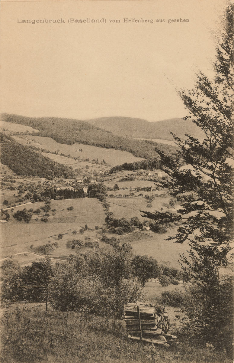 Langenbruck (Baselland) vom Helfenberg aus gesehen