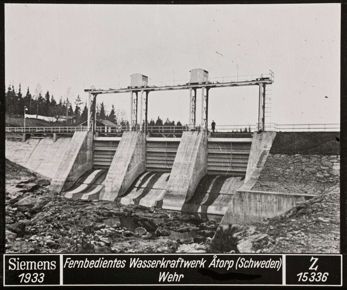Fernbedientes Wasserkraftwerk Atorp (Schweden), Wehr