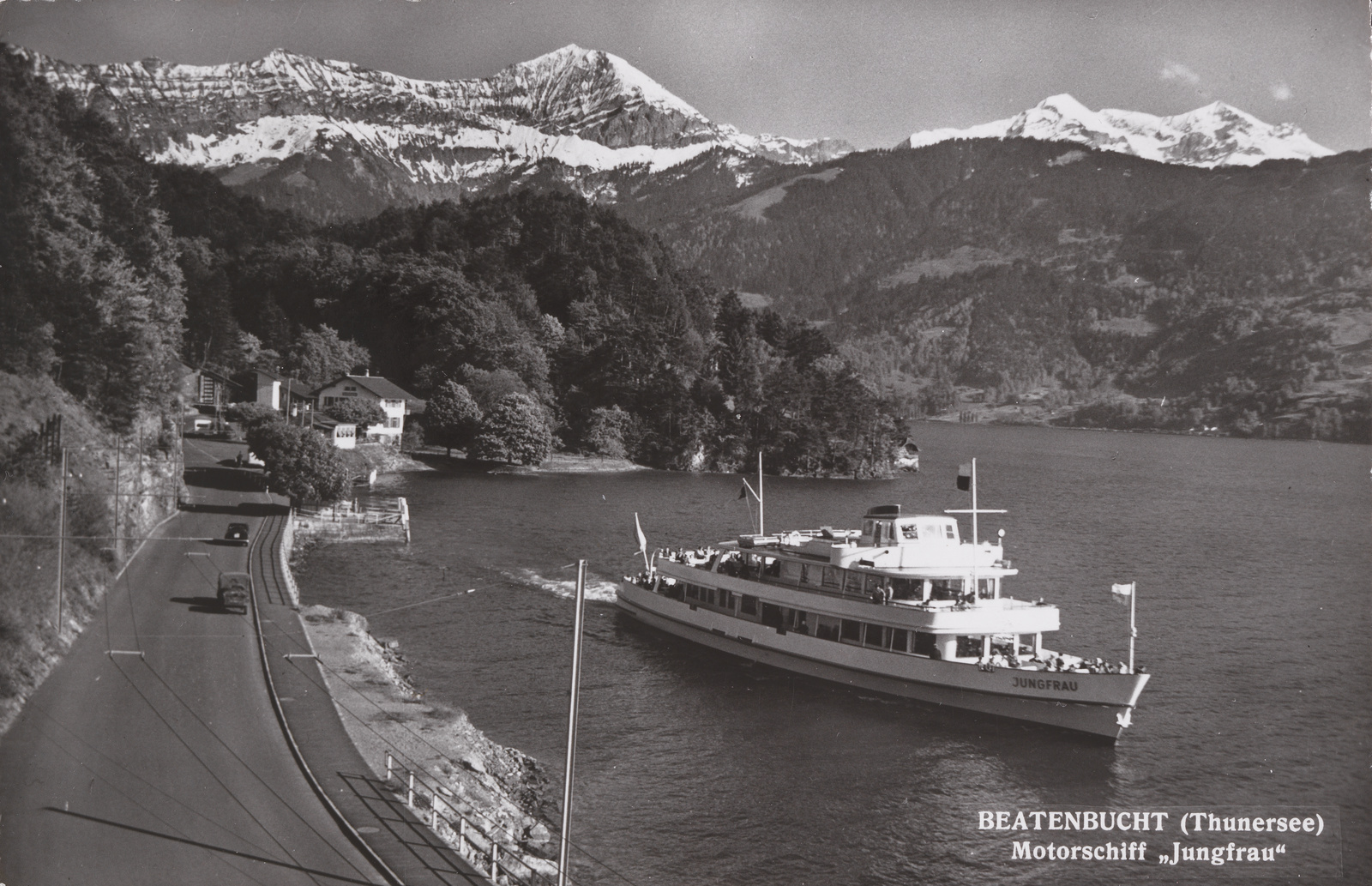 Beatenbucht (Thunersee), Motorschiff 