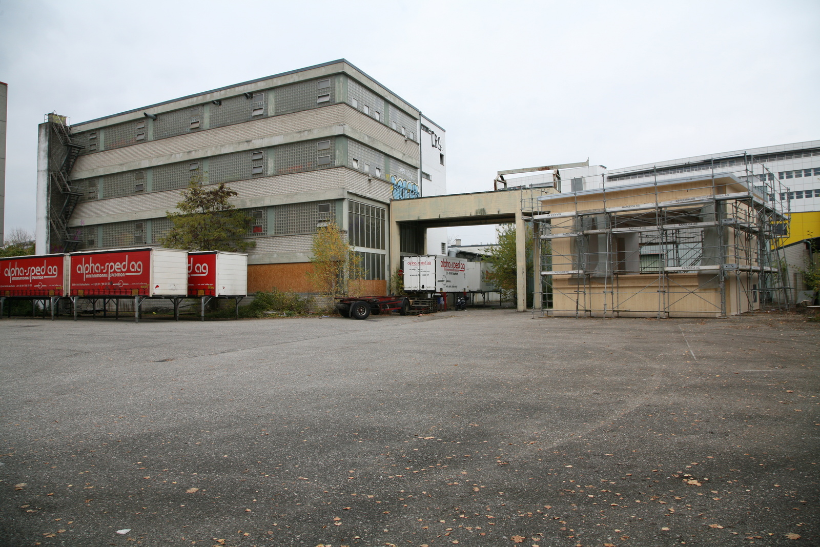 Muttenz, Hofackerstrasse 53, Gleis- und Tiefbau Weber AG, abgebrochen